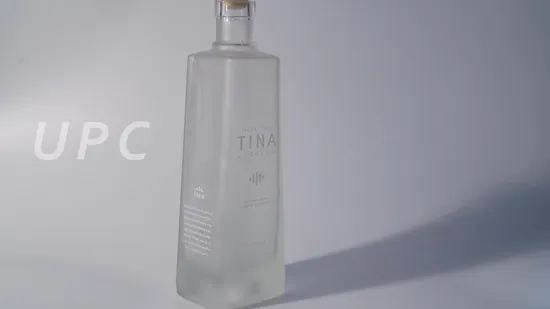 Cina Bottiglie di vetro Fabbrica all'ingrosso Design personalizzato 500ml 750ml Cancella vuota Gin Whisky Liquore Brandy Vodka Bottiglia di vetro di vino